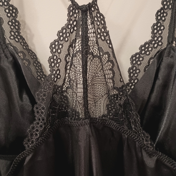 Flora Slip - Picture 4 of 6